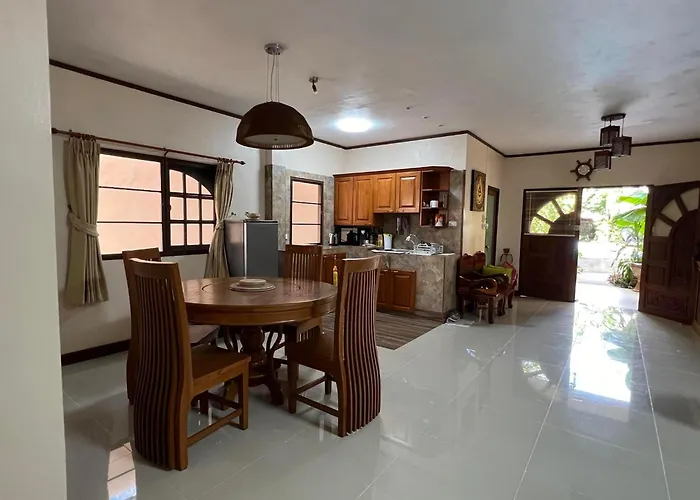 Khaolak 2K Pool Villa