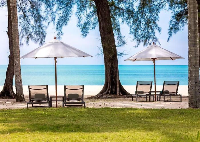  Outrigger Khao Lak Beach